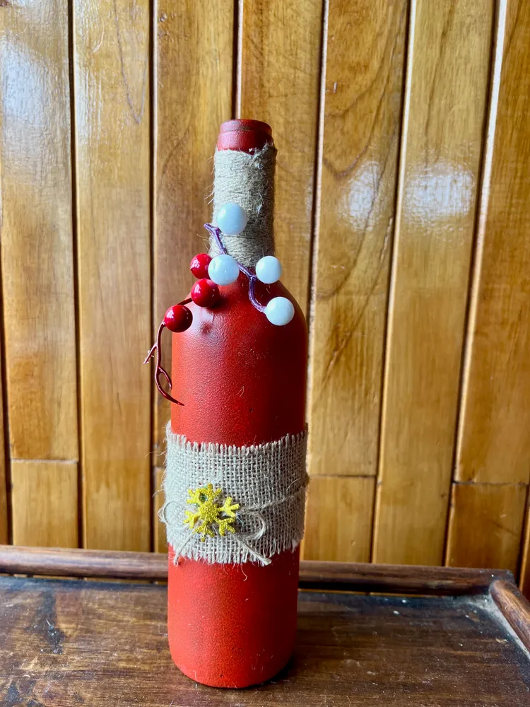 Botella Roja Rústica con Arpillera